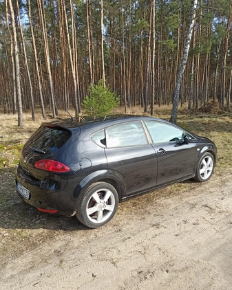 Seat Leon cena 17000 przebieg: 198000, rok produkcji 2006 z Toruń małe 172